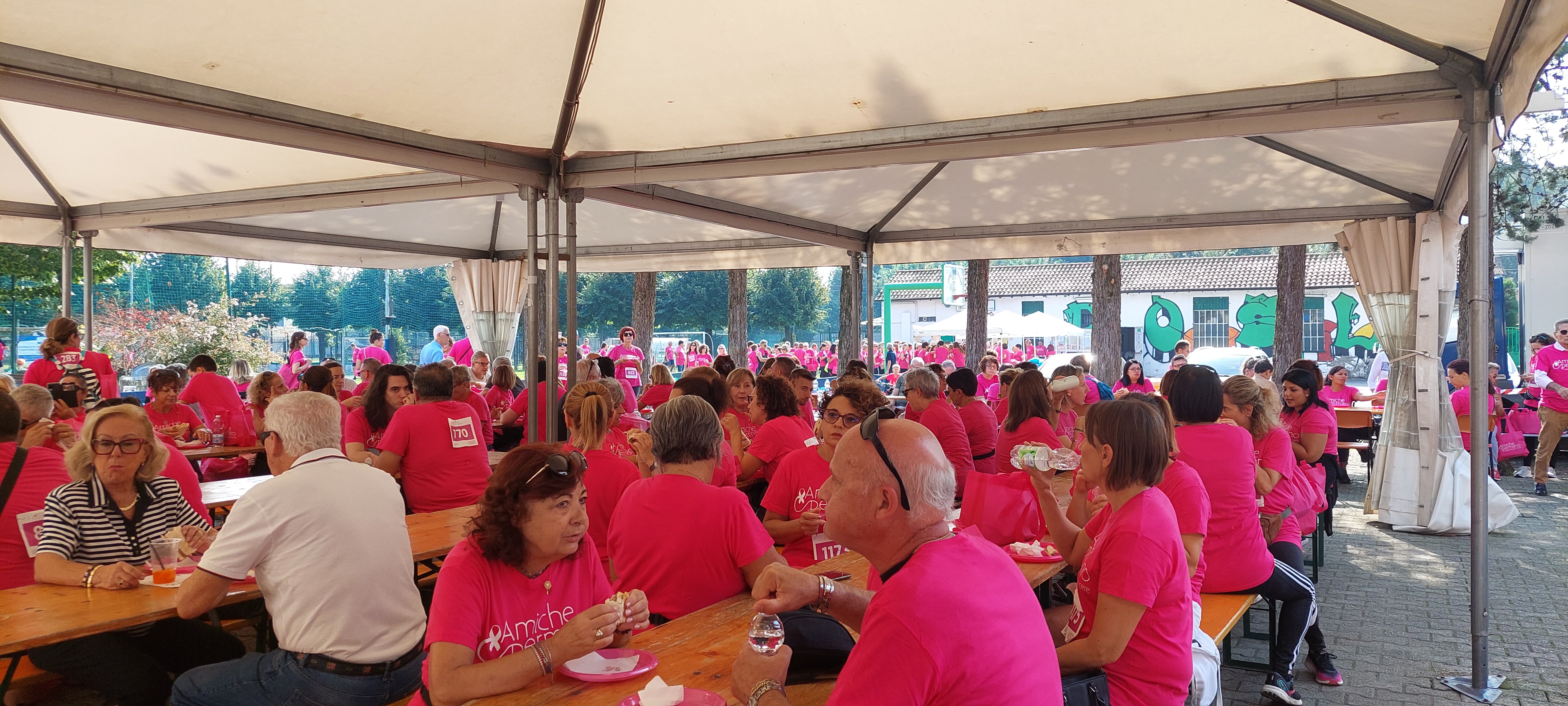 CAMMINATA CON AMICHE PER MANO – foto 6