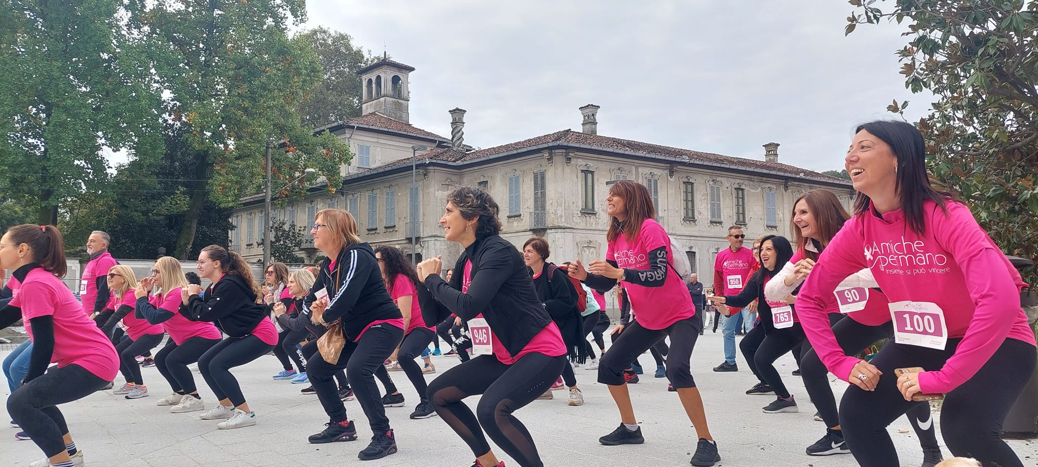 CAMMINATA CON AMICHE PER MANO – foto 7