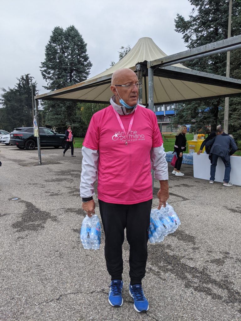CAMMINATA CON AMICHE PER MANO – foto 2