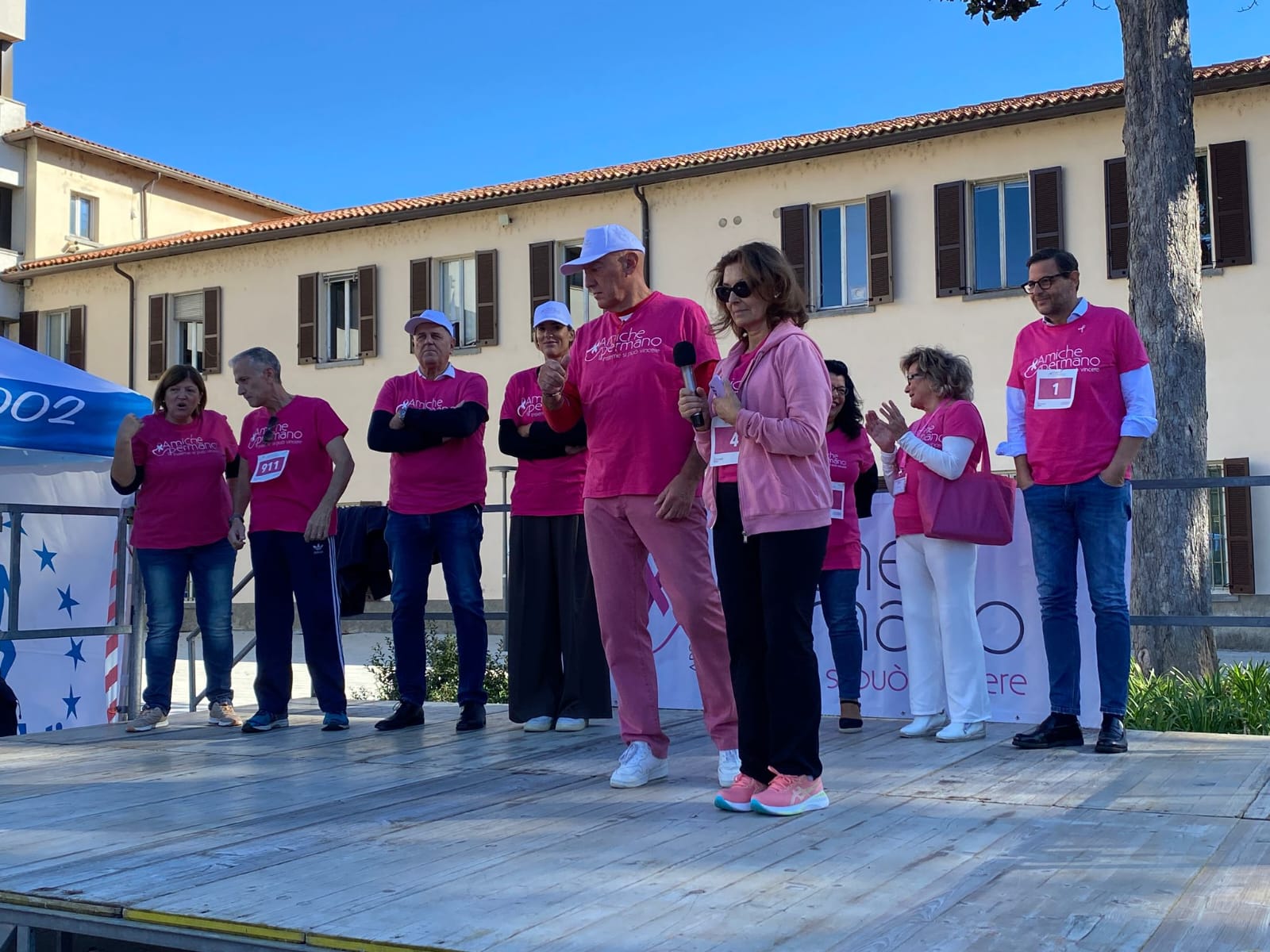 CAMMINATA CON AMICHE PER MANO – foto 8